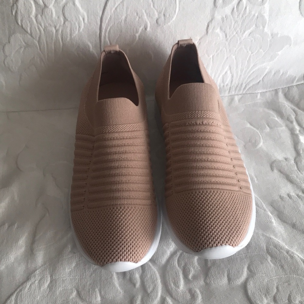Steve Madden Women's Beige Knit Sneakers